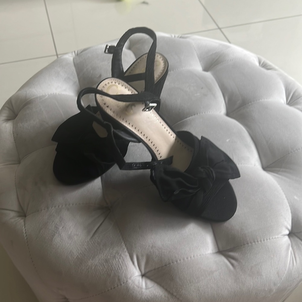 Brand new! Never worn black Sandler block heel